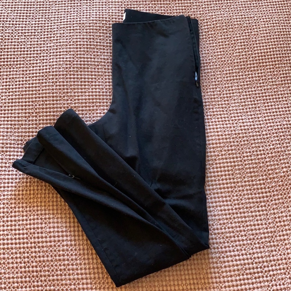 Black skinny pants with zippers